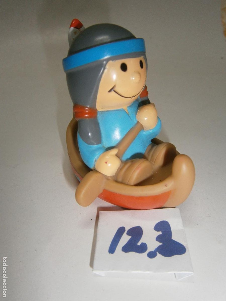 Figuras de goma y PVC: FIGURA DE GOMA O PVC - INDIO EN CANOA