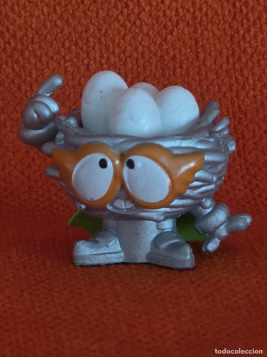 Figuras de goma y PVC: SUPERTHINGS N&ordm; H60 NESTOR - SERIE 16 - SUPERZINGS PLATEADO