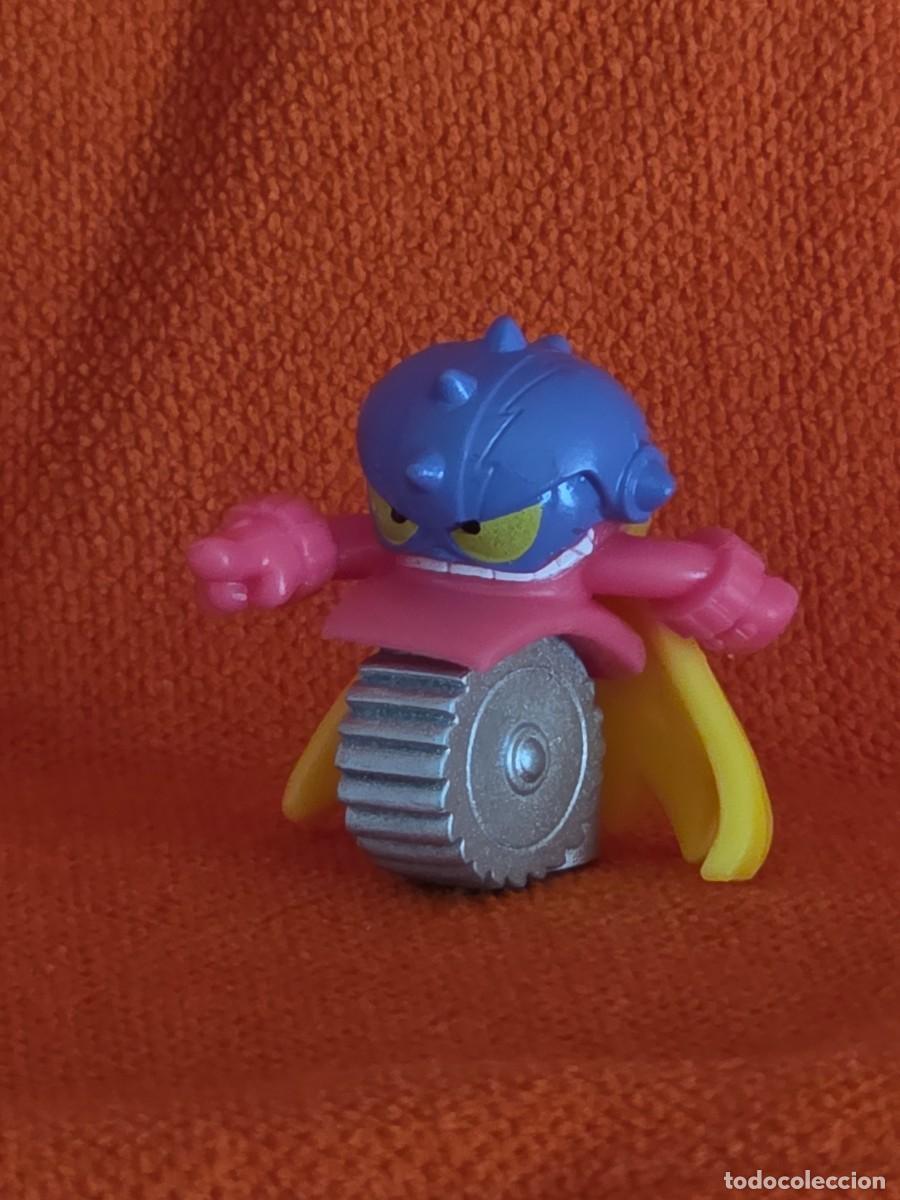 Figuras de goma y PVC: SUPERTHINGS N&ordm; V66B SLICDEROUS - SERIE 16 - SUPERZINGS