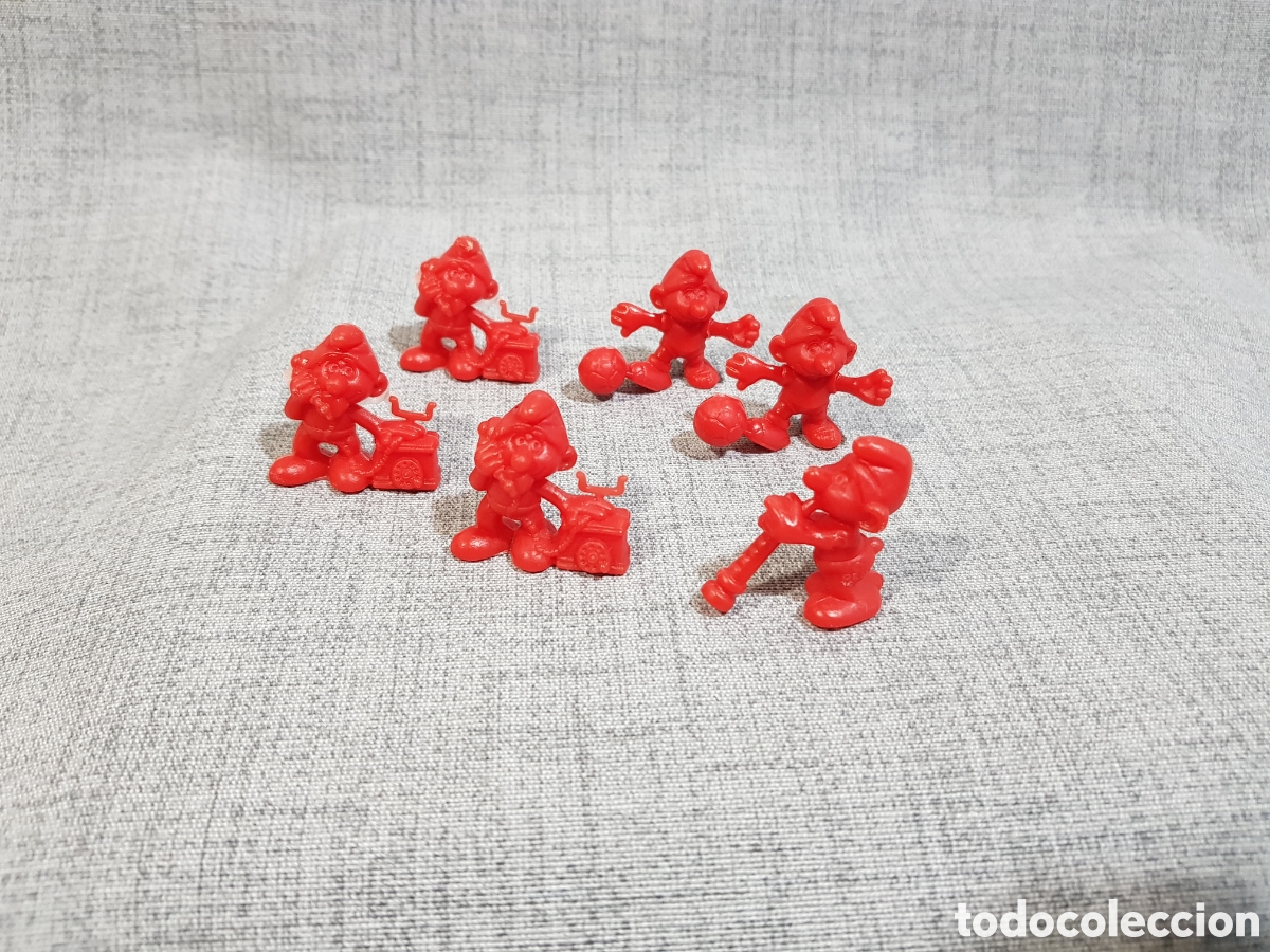 Figuras de goma y PVC: FIGURITAS PITUFOS (SMURFS) PEYO 1983 DUNKIN COLOR ROJO TEL&Eacute;FONO FUTBOLISTA FLAUTISTA