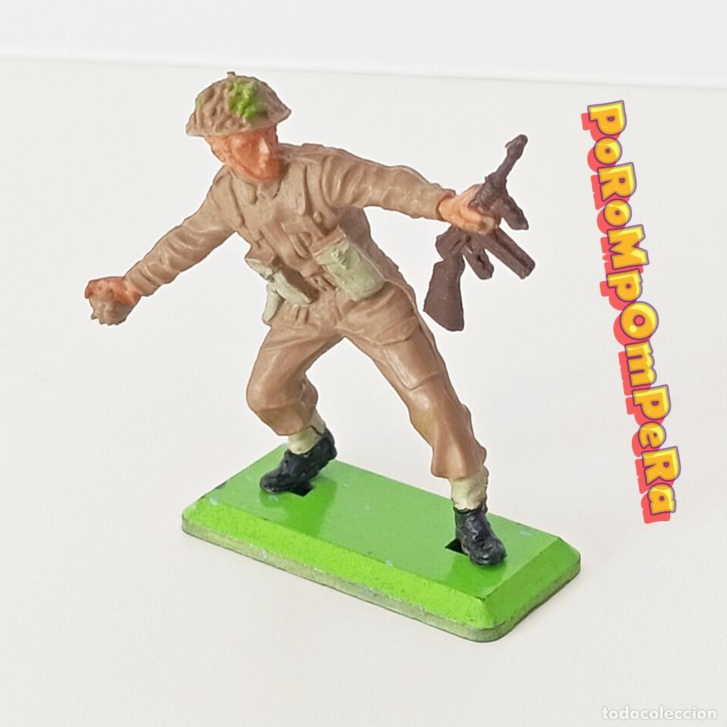 Figuras de goma y PVC: BRITAINS LTD DEETAIL Soldado base met&aacute;lica a&ntilde;os 70 mu&ntilde;eco b&eacute;lico ingl&eacute;s batalla guerra 1971