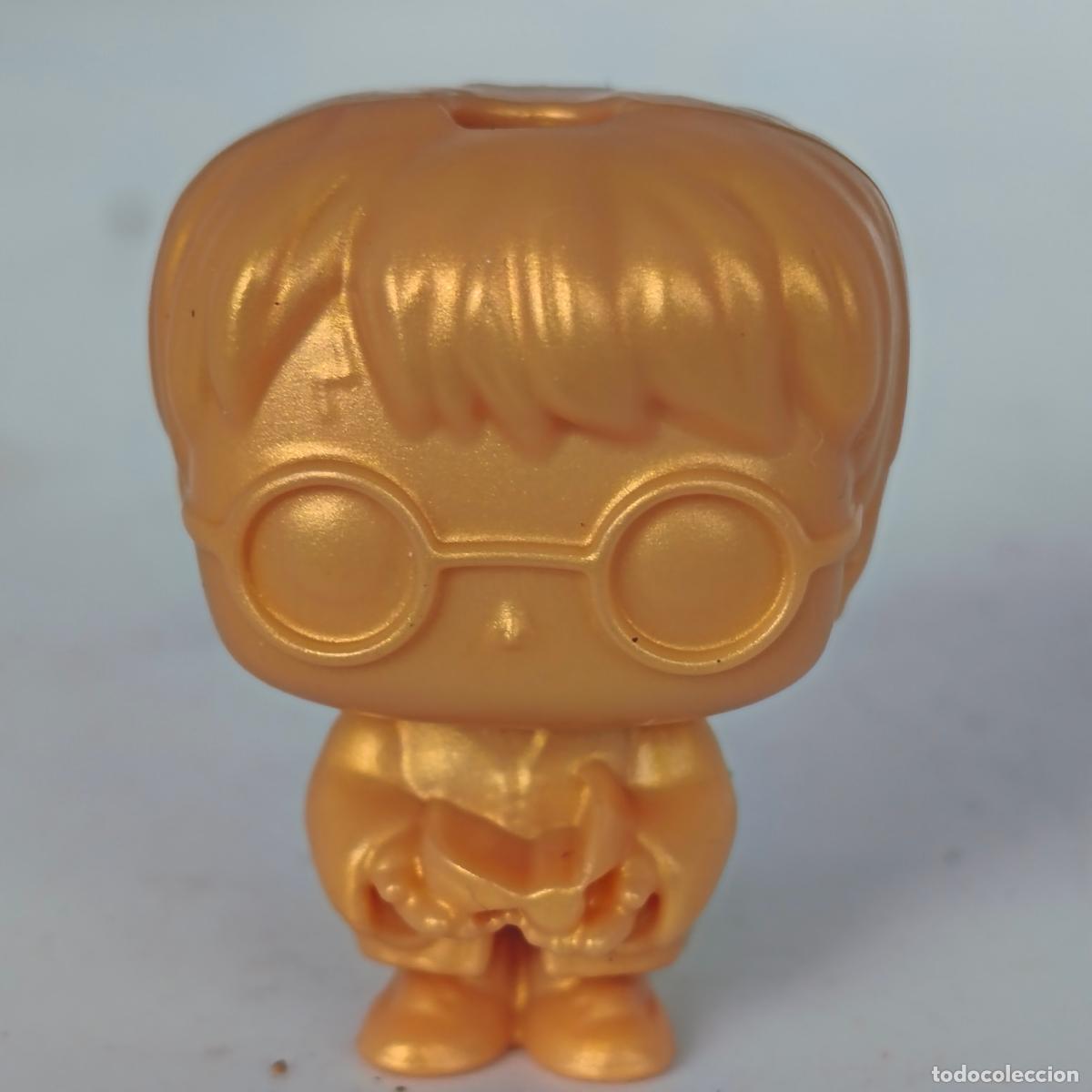 Figuras de goma Kinder: FUNKO mini coleccion Harry Potter QUIDDITCH Kinder Harry potter dorado huevos sorpresa