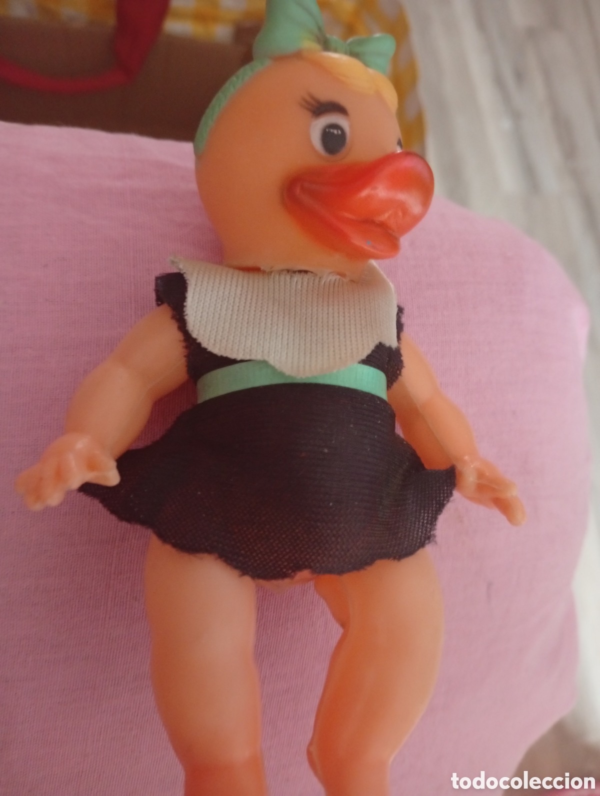 Figuras de goma y PVC: Mu&ntilde;eca a&ntilde;os 70 Mini cara goma cuerpo pl&aacute;stico