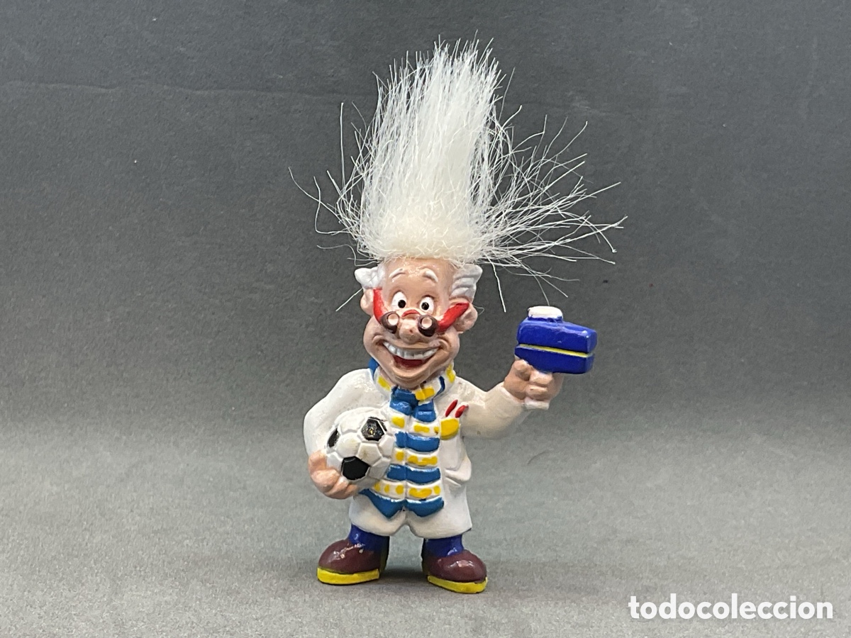 Figuras de goma y PVC: Antigua Figura en Goma del Profesor de los Trolls . Promocional de los Cereales Weetos.