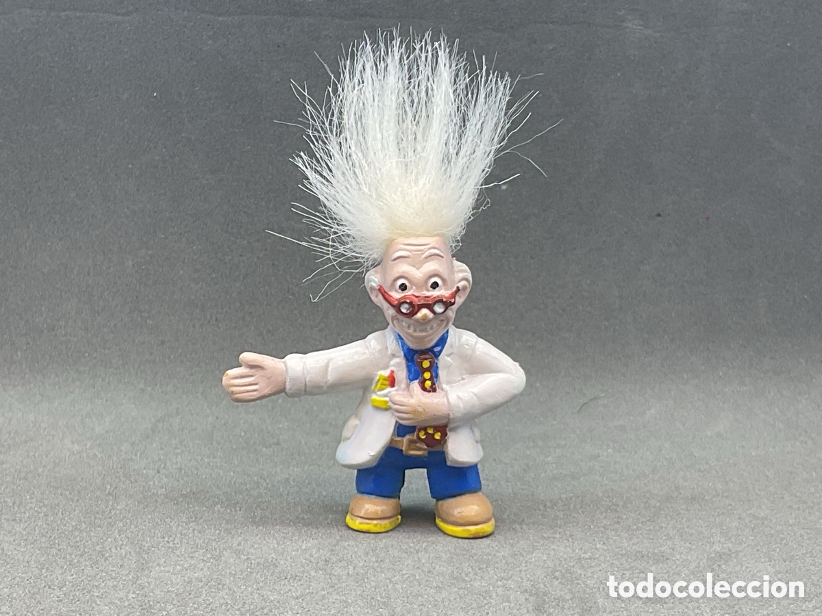 Figuras de goma y PVC: Antigua Figura en Goma del Profesor de los Trolls . Promocional de los Cereales Weetos.