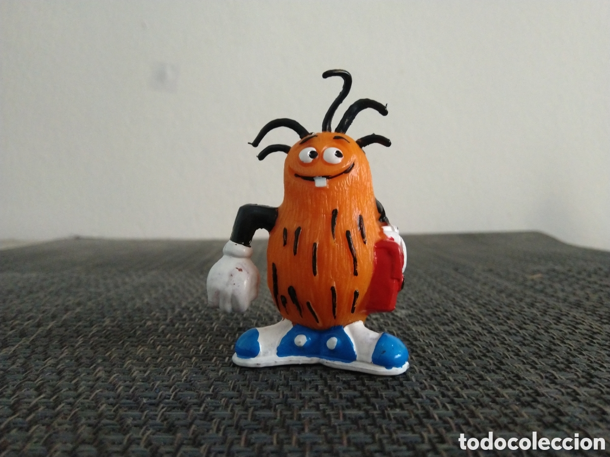 Figuras de goma y PVC: FIGURA PVC CASIMIRO SIN MARCA TV TELEVISION A&Ntilde;OS 80 VAMOS A LA CAMA CASEMIRO MALETA MOCHILA