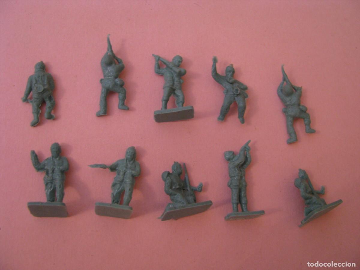 Figuras de goma y PVC: FIGURAS DE MONTAPLEX.