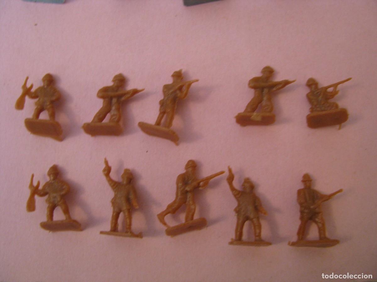 Figuras de goma y PVC: FIGURAS DE MONTAPLEX.