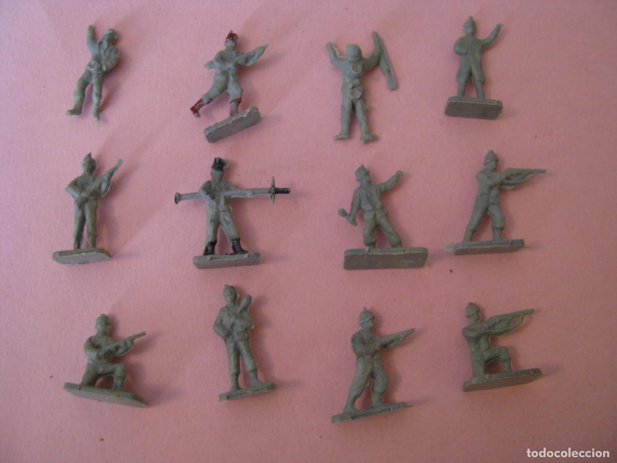 Figuras de goma y PVC: FIGURAS DE MONTAPLEX.