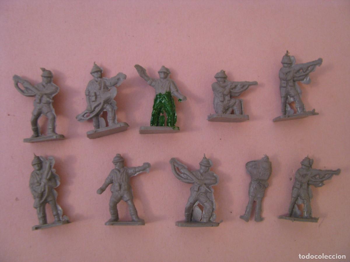Figuras de goma y PVC: FIGURAS DE MONTAPLEX.