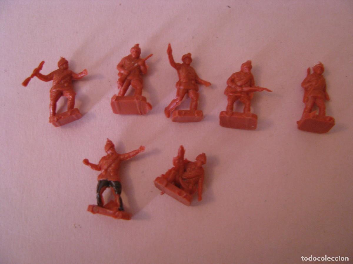 Figuras de goma y PVC: FIGURAS DE MONTAPLEX.