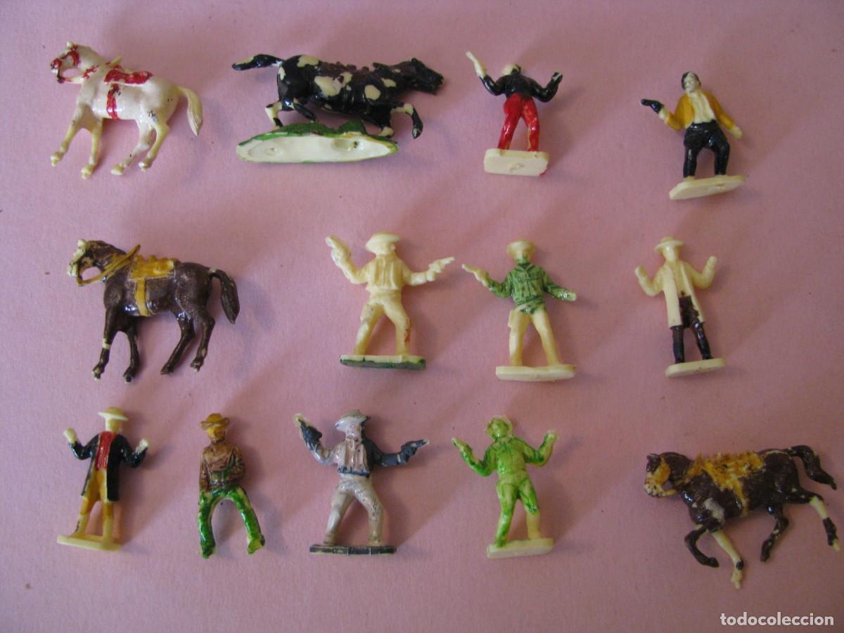 Figuras de goma y PVC: FIGURAS DE MONTAPLEX.