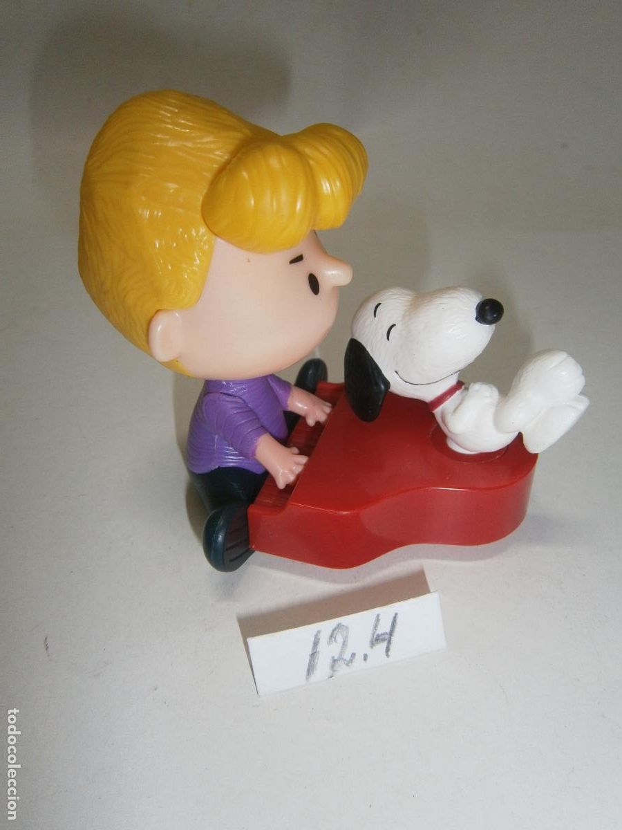 Figuras de goma y PVC: FIGURA DE GOMA O PVC - SCHROEDER Y SNOOPY