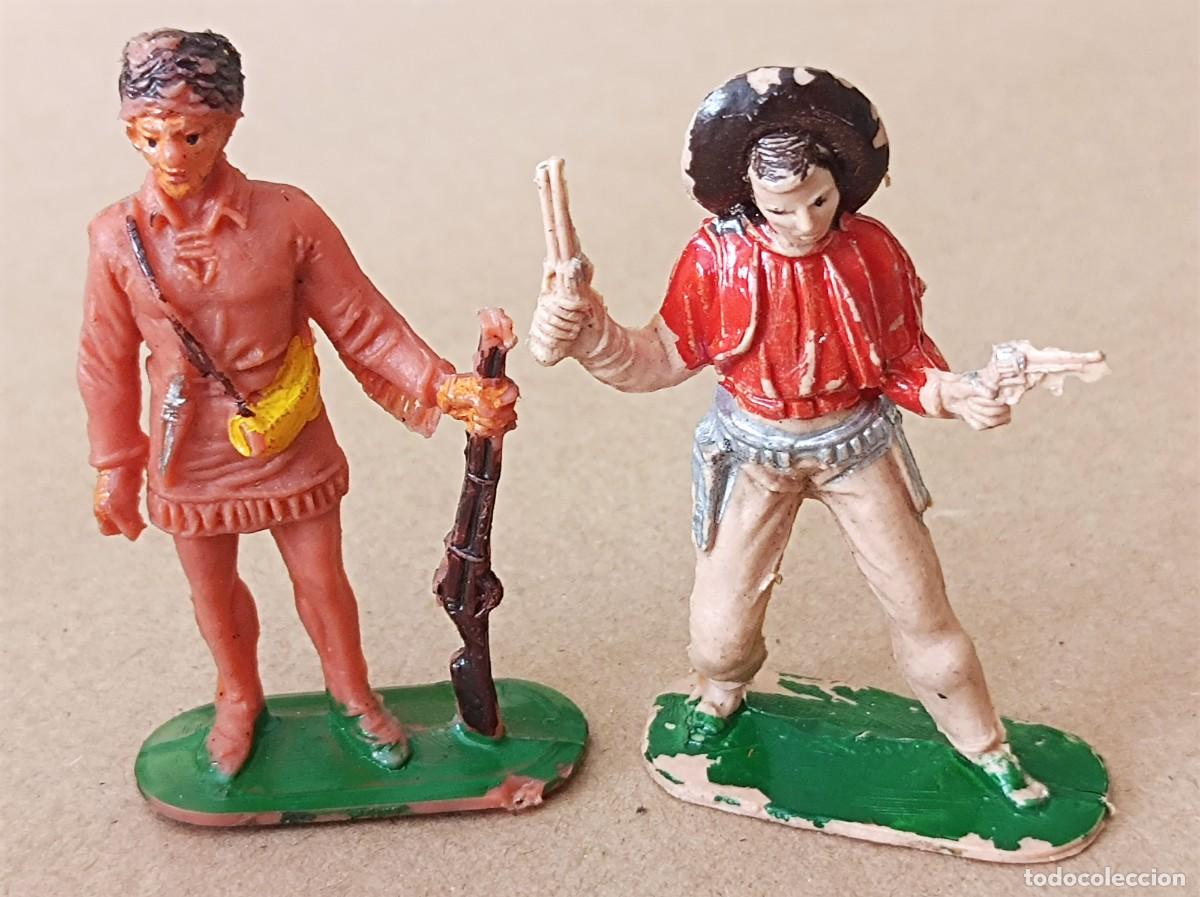 Figuras de goma y PVC: LOTE DE INDIOS Y VAQUEROS DE PL&Aacute;STICO FABRICANTE JECSAN - Foto 2