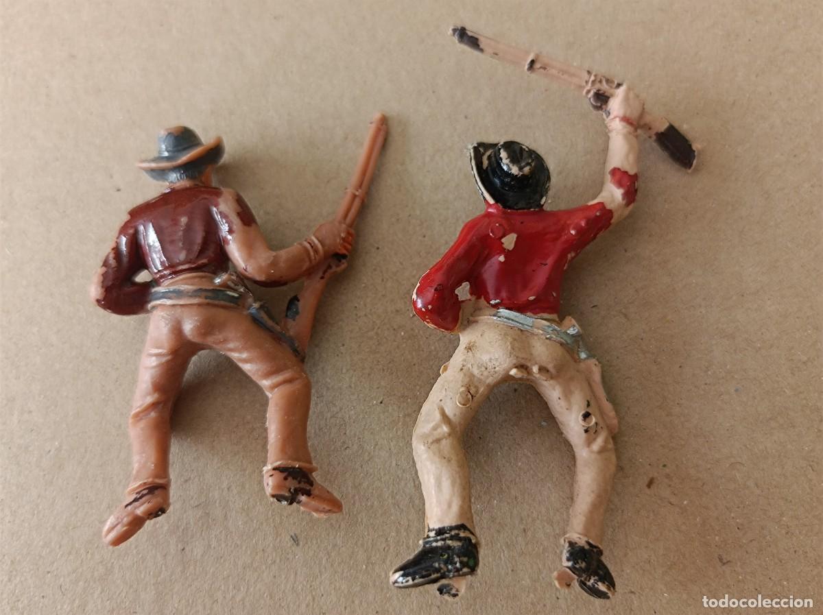 Figuras de goma y PVC: LOTE DE INDIOS Y VAQUEROS DE PL&Aacute;STICO FABRICANTE JECSAN - Foto 12