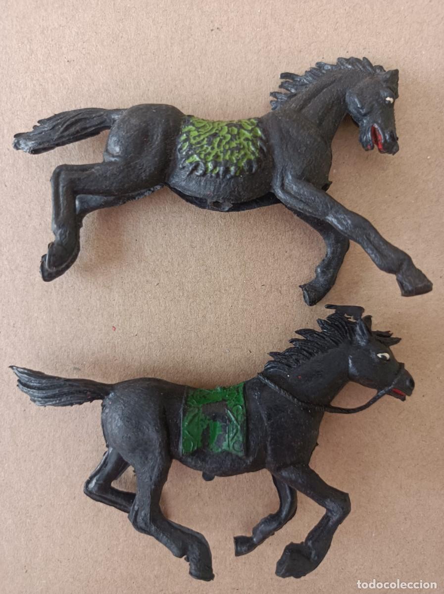 Figuras de goma y PVC: LOTE DE INDIOS Y VAQUEROS DE PL&Aacute;STICO FABRICANTE JECSAN - Foto 24