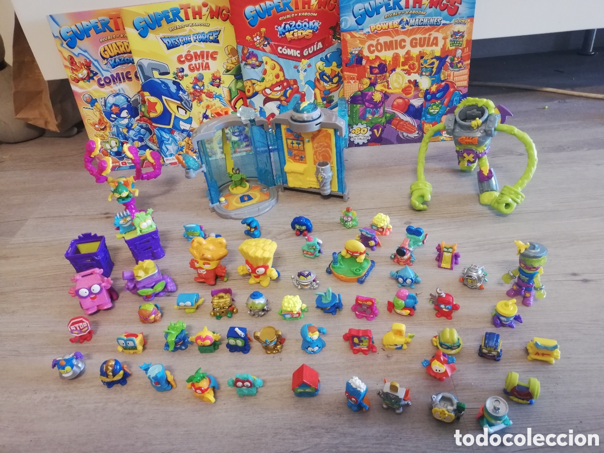 Figuras de goma y PVC: Pack superthings variado mu&ntilde;ecos
