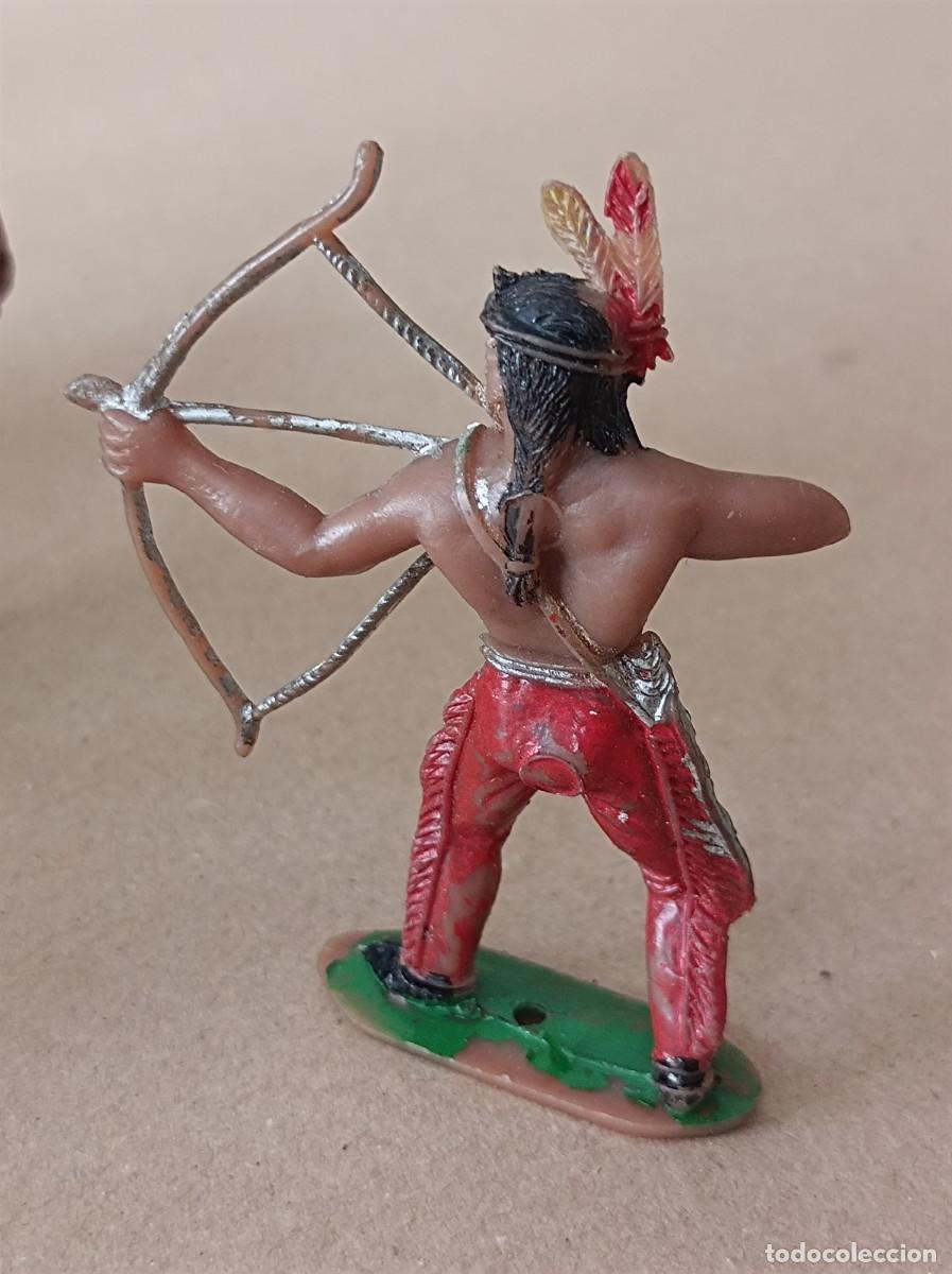 Figuras de goma y PVC: LOTE VAQUEROS INDIOS Y ACCESORIOS DE PL&Aacute;STICO FABRICANTE COMANSI - Foto 6