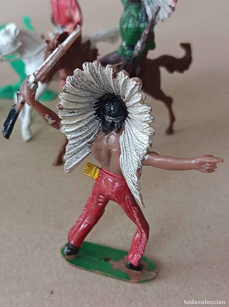 Figuras de goma y PVC: LOTE VAQUEROS INDIOS Y ACCESORIOS DE PL&Aacute;STICO FABRICANTE COMANSI - Foto 12