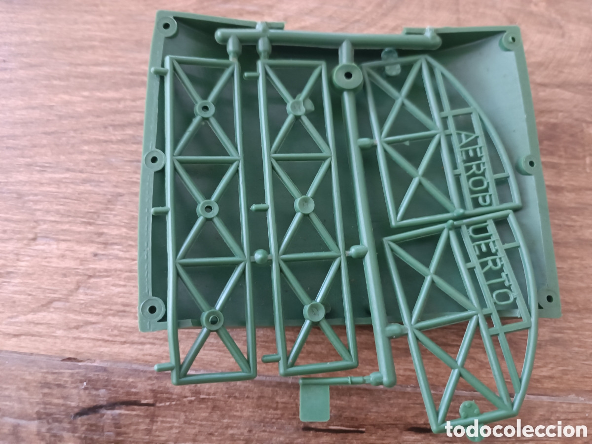 Figuras de goma y PVC: Hagar de aviones - montaplex