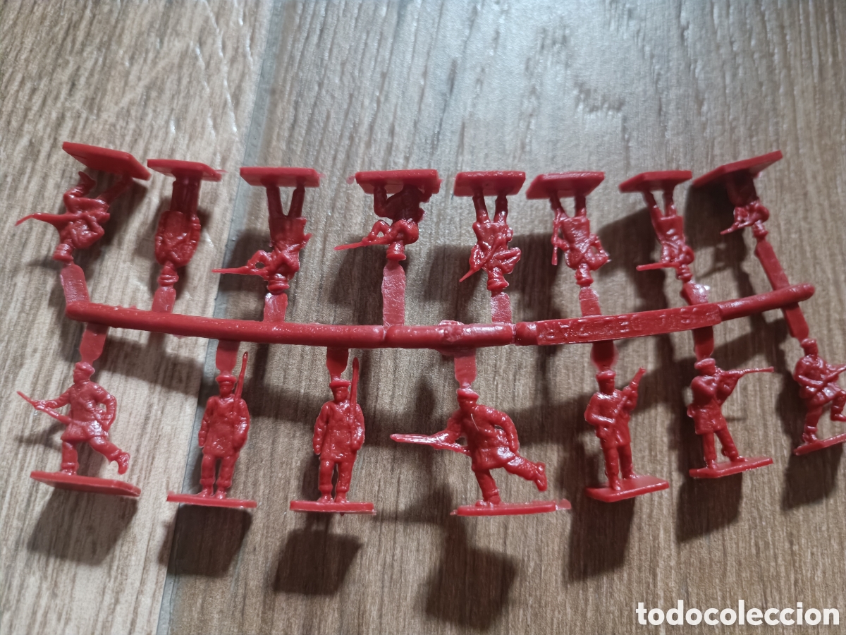 Figuras de goma y PVC: Colada de soldados del Zar