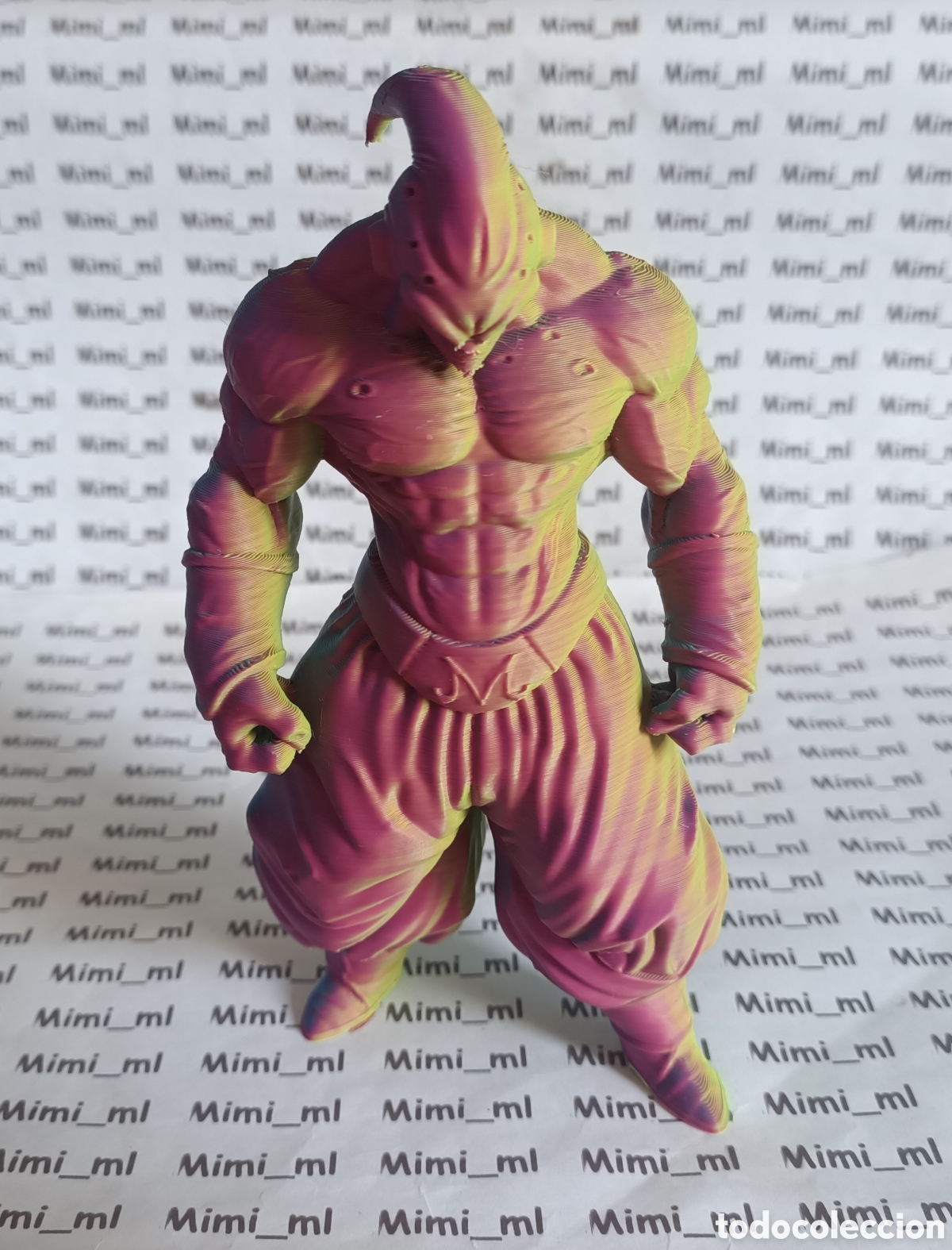 Figuras de goma y PVC: Figura Super Buu en 3d Dragon Ball Z filamento multicolor iridiscente Goku