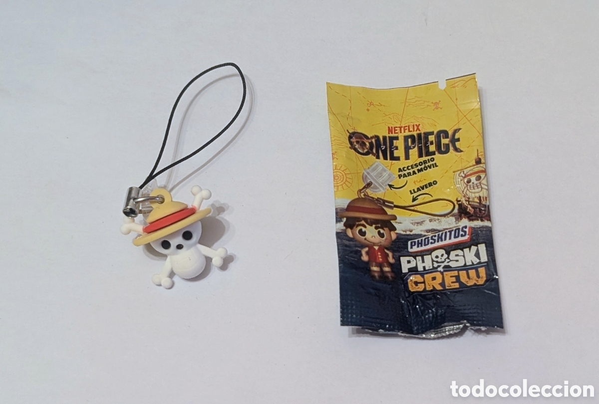 Figuras de goma y PVC: Figura Jolly Roger One Piece. Llavero para el el m&oacute;vil. Calavera. Phoskitos