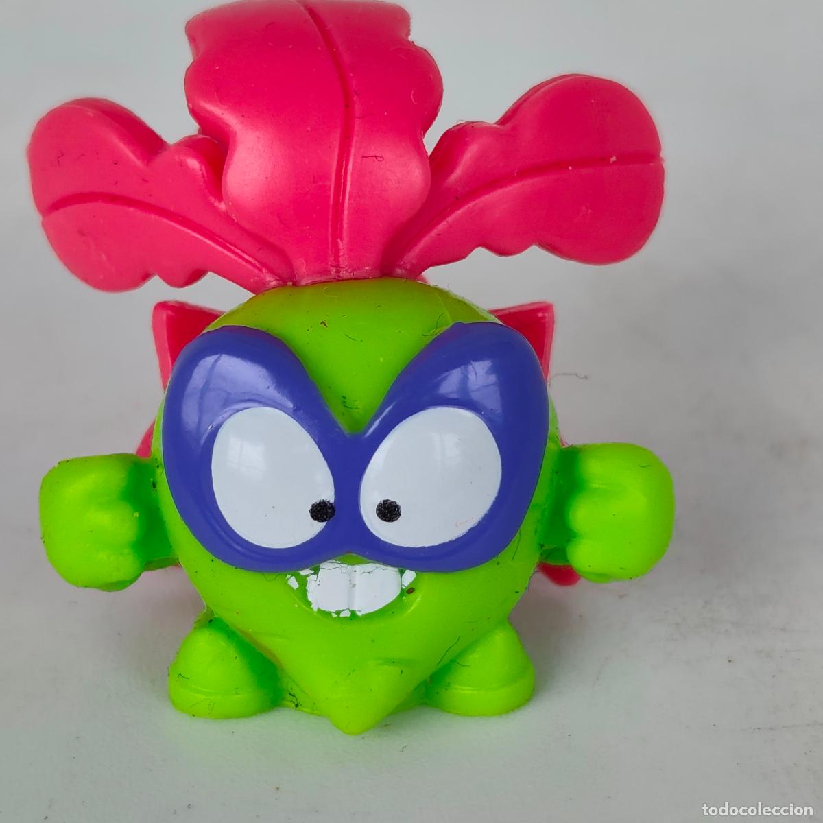 Figuras de goma y PVC: Raddicus n&deg; 905 superthings superzings series 12 figura