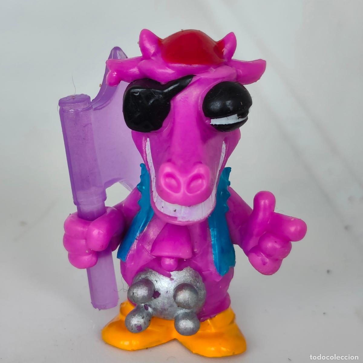 Figuras de goma y PVC: Madame Moo 2024 101 Piratix serie 2 shark treassure