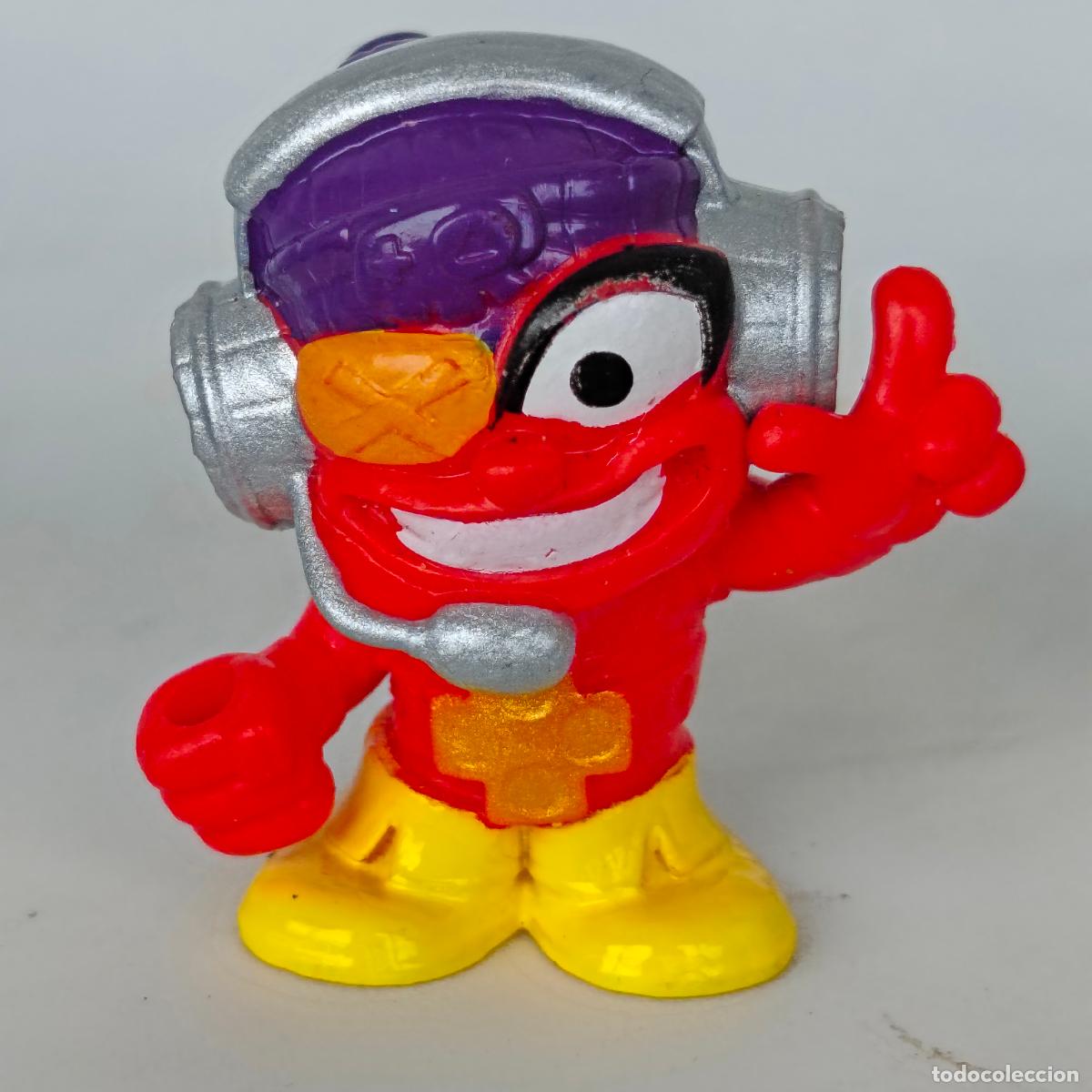 Figuras de goma y PVC: Lucky Glitch 2023 055 Piratix Figura de goma