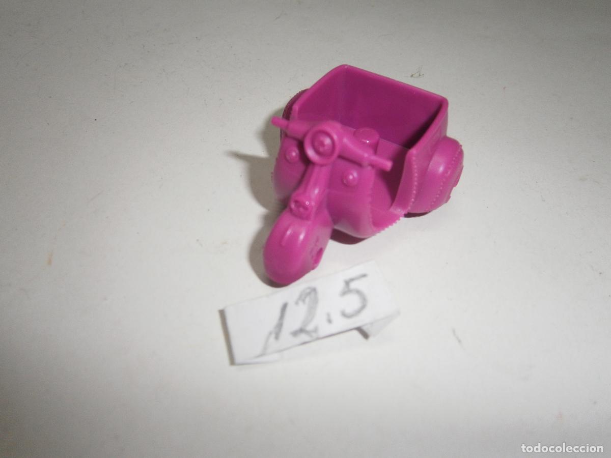 Figuras de goma y PVC: FIGURA DE GOMA O PVC - ZOMLINGS - MOTO SCOOTER