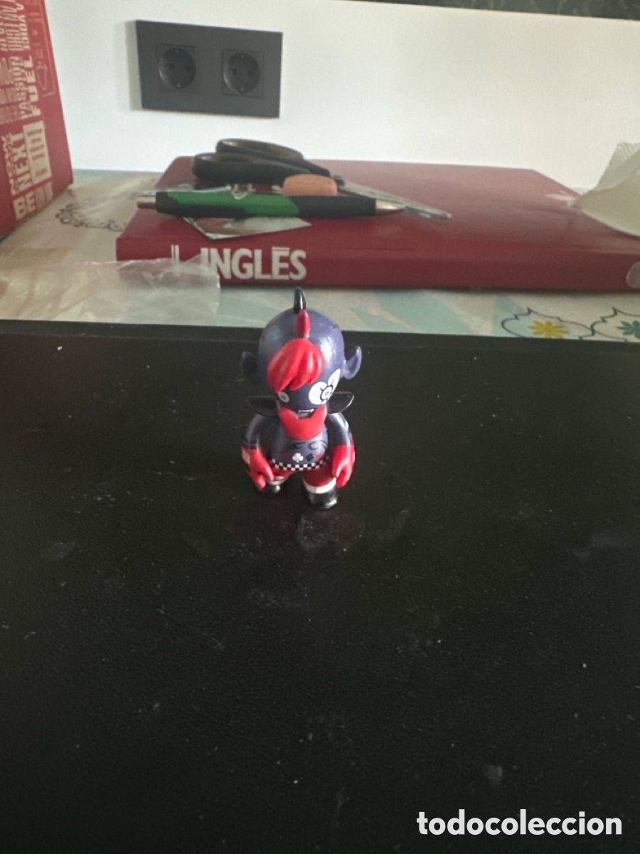 Figuras de goma y PVC: figura de Modnation racers