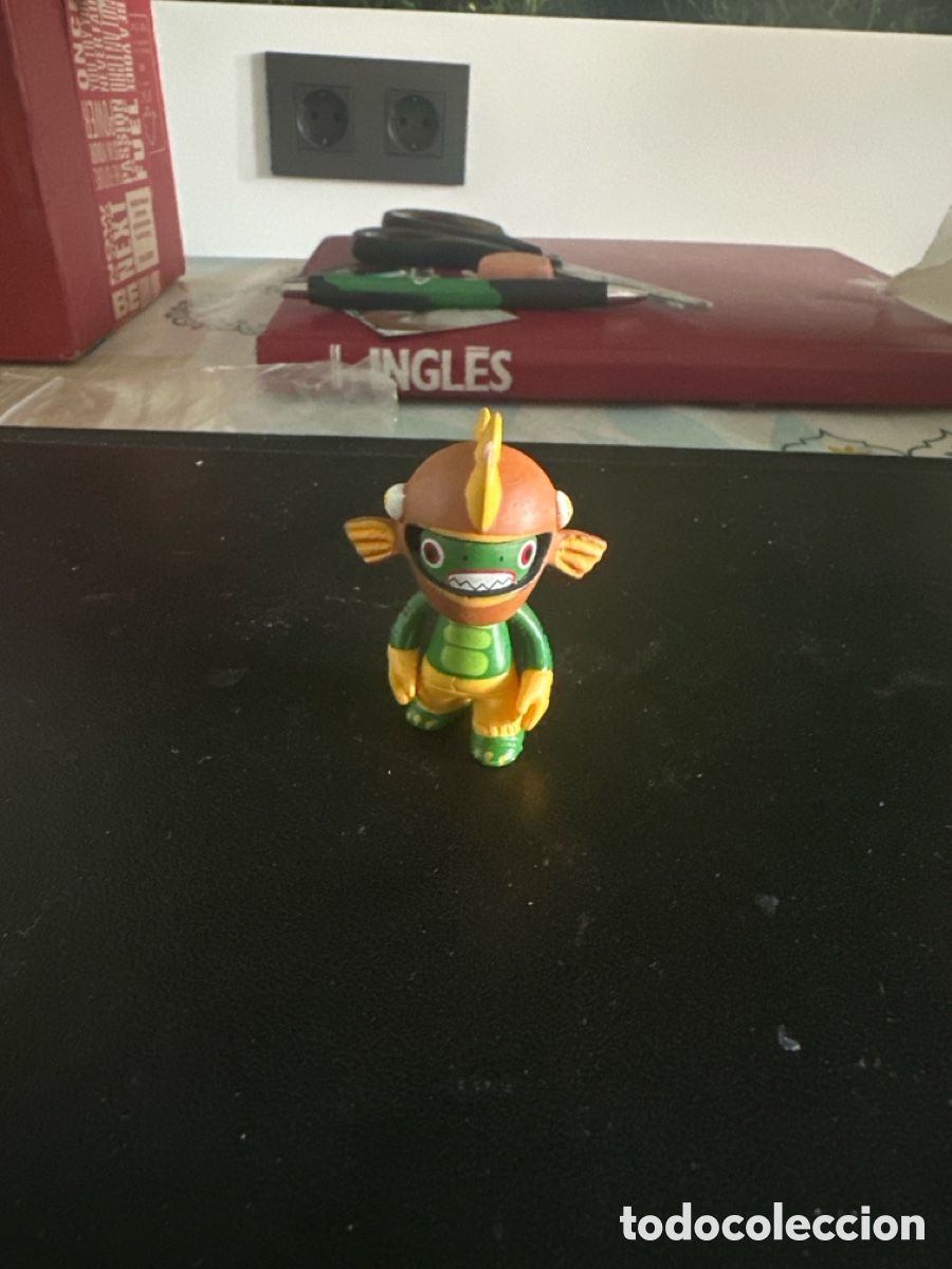 Figuras de goma y PVC: figura de Modnation racers