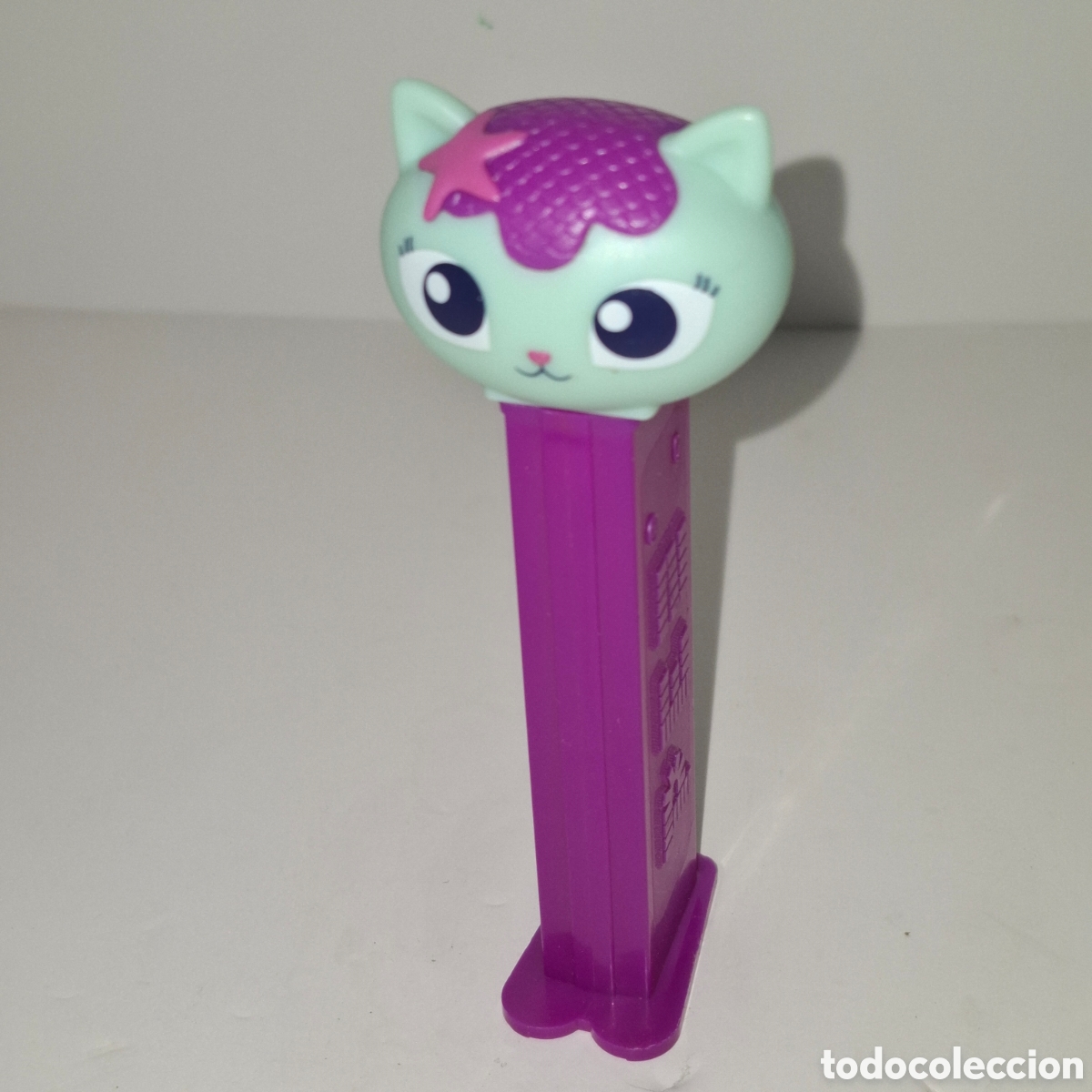 Figuras de goma y PVC dispensador PEZ: DISPENSADOR DE CARAMELOS PEZ MERCAT PERSONAJE DE GABBY'S DOLLHOUSE