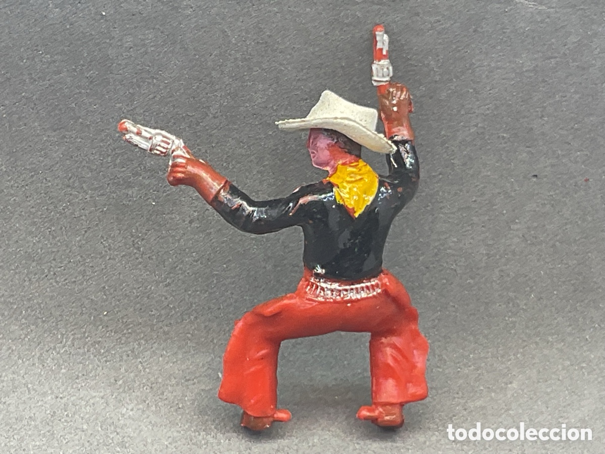 Figuras de goma y PVC: ANTIGUA FIGURA DEL OESTE EN PL&Aacute;STICO. COWBOY DE SOTORRES CON SOMBRERO EN GOMA DESMONTABLE.