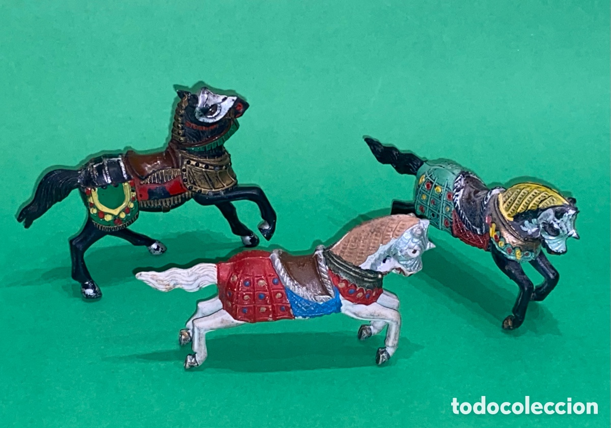 Figure di Gomma e PVC: CABALLOS MEDIEVALES DE REAMSA, a&ntilde;os 60 (tipo JECSAN, PECH), pl&aacute;stico.