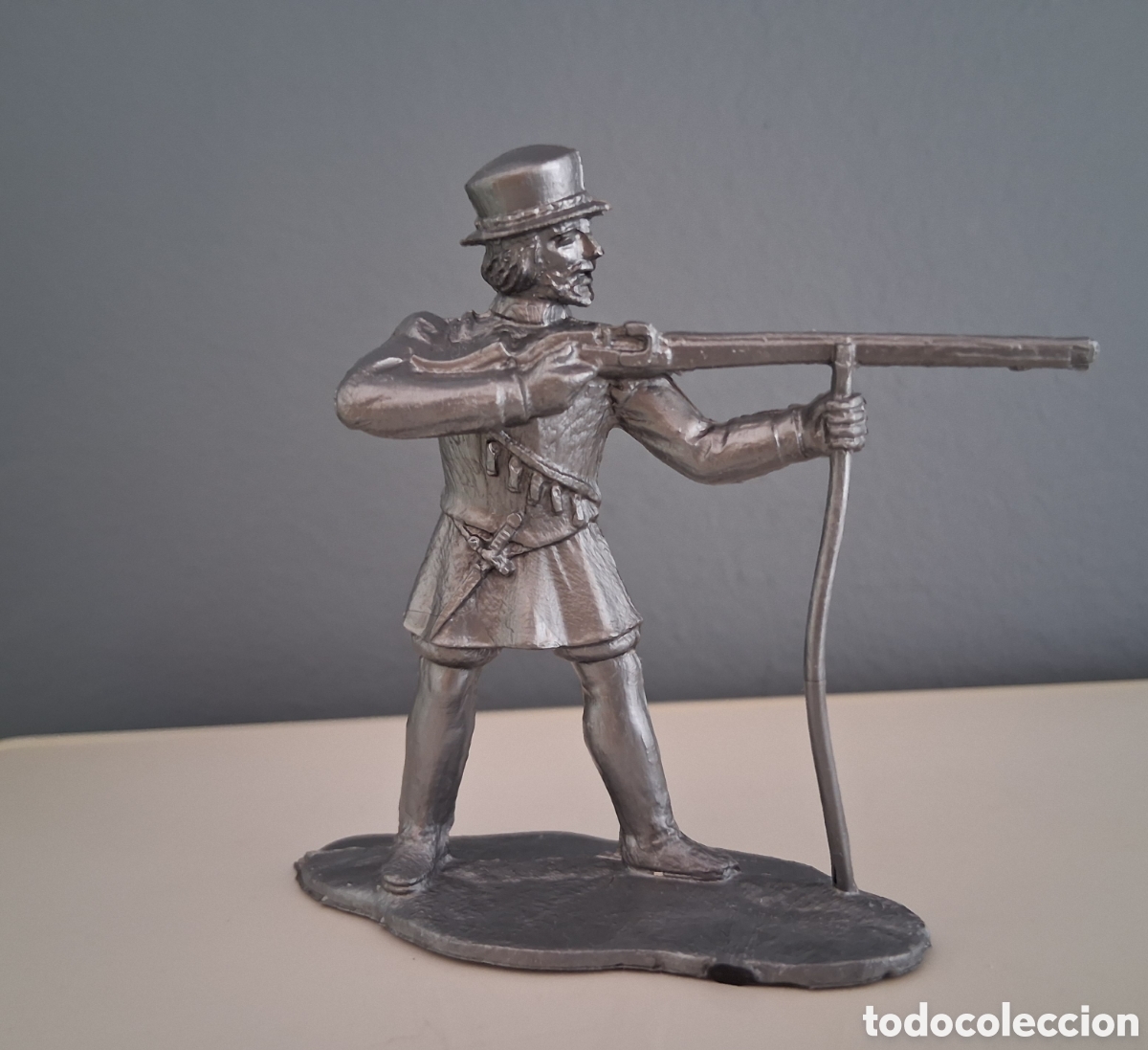Figuras de goma y PVC: Conquistador, serie Conquista de M&eacute;xico/Hern&aacute;n Cort&eacute;s, de Reamsa, reedici&oacute;n.
