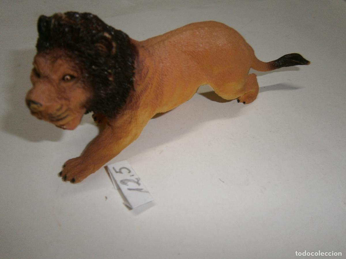 Figuras de goma y PVC: FIGURA DE GOMA O PVC - LEON
