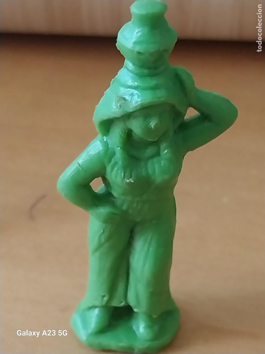 Figuras de goma y PVC: CONGUITOS FIGURA BELEN PLASTICO VERDE LECHERA CAMPESINA PASTORA 5.76 CMS ALTO PREMIUM QUIOSCO