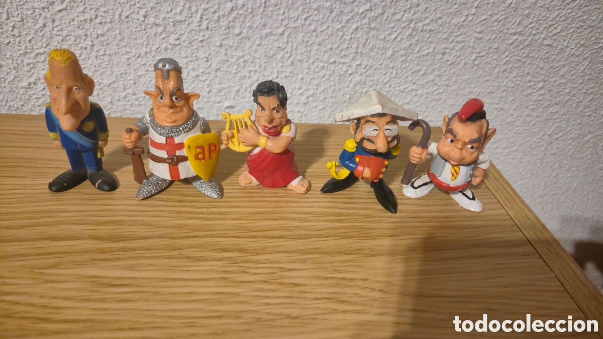 Figuras de goma y PVC: 5 antiguas figuras Pvc Los Monclis. Felipe Gonz&aacute;lez, &Aacute;lvaro, Rey Juan Carlos, Puyol y Serra