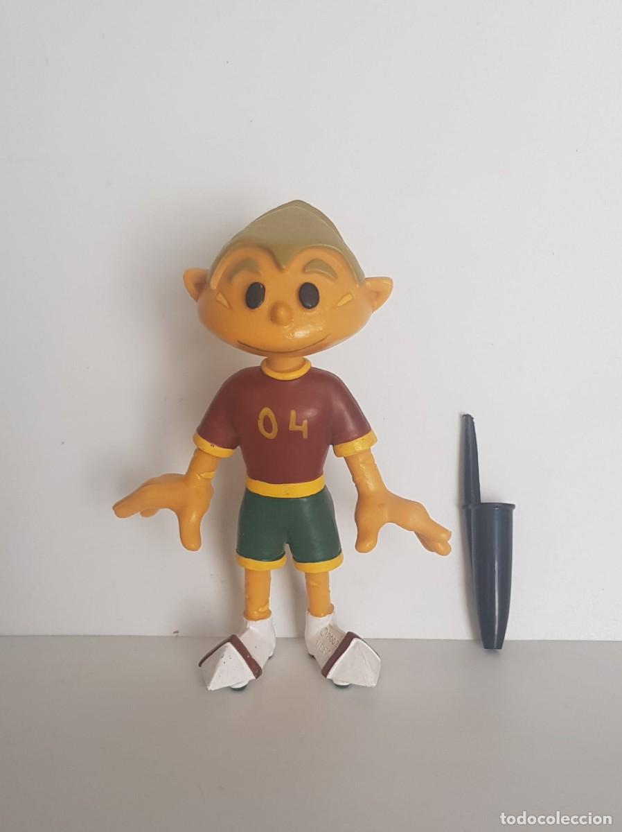 Figuras de goma y PVC: Kinas EURO 2004 (10 cm) - Bra&ccedil;os (1/1)