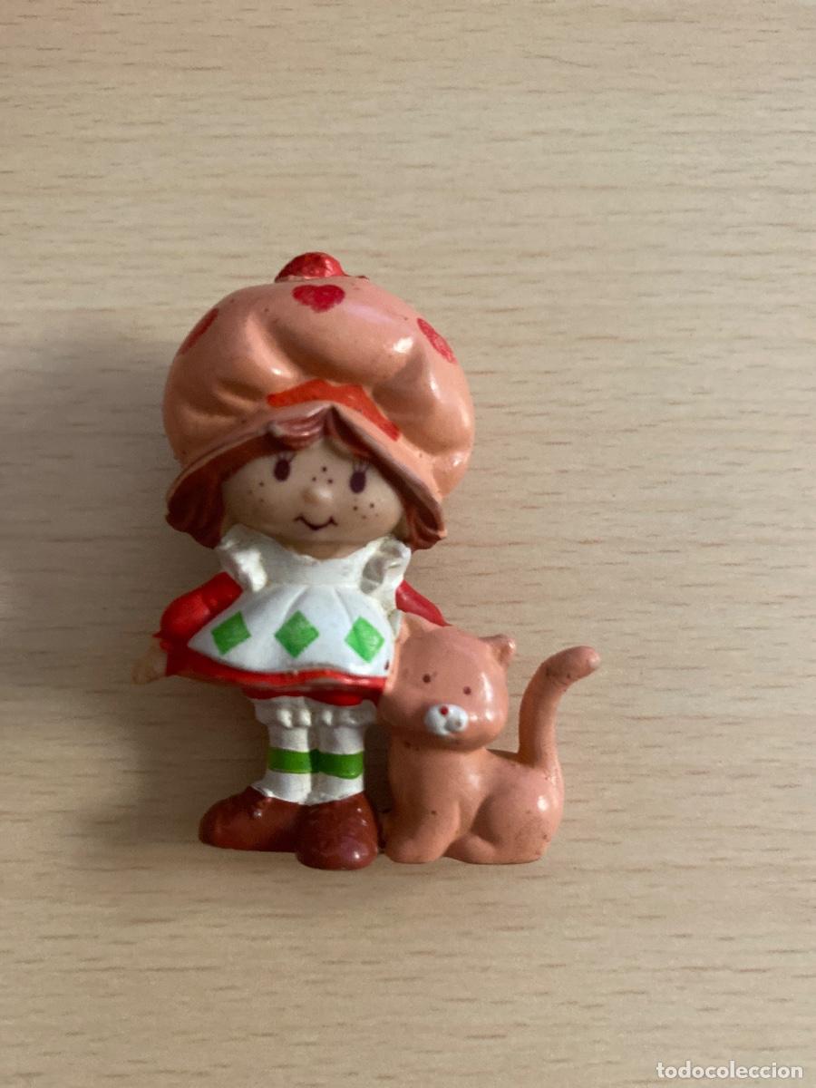 Figuras de goma y PVC: Figura pvc tarta de fresa marca agc stramberry cake