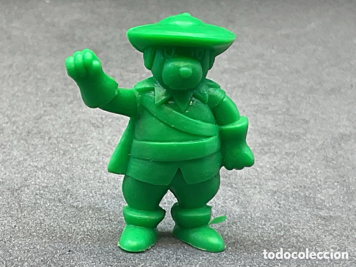 Figuras de goma y PVC: Antigua Figura Dunkin. Personaje de la Colecci&oacute;n Dartacan. Dogos