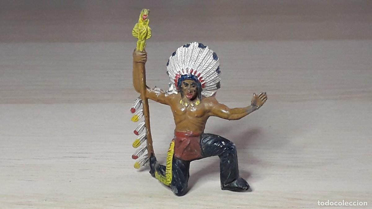 Figuras de goma y PVC: Guerrero Indio Oeste, goma, Alca Capell Barcelona Spain tipo Jecsan, original a&ntilde;os 50.