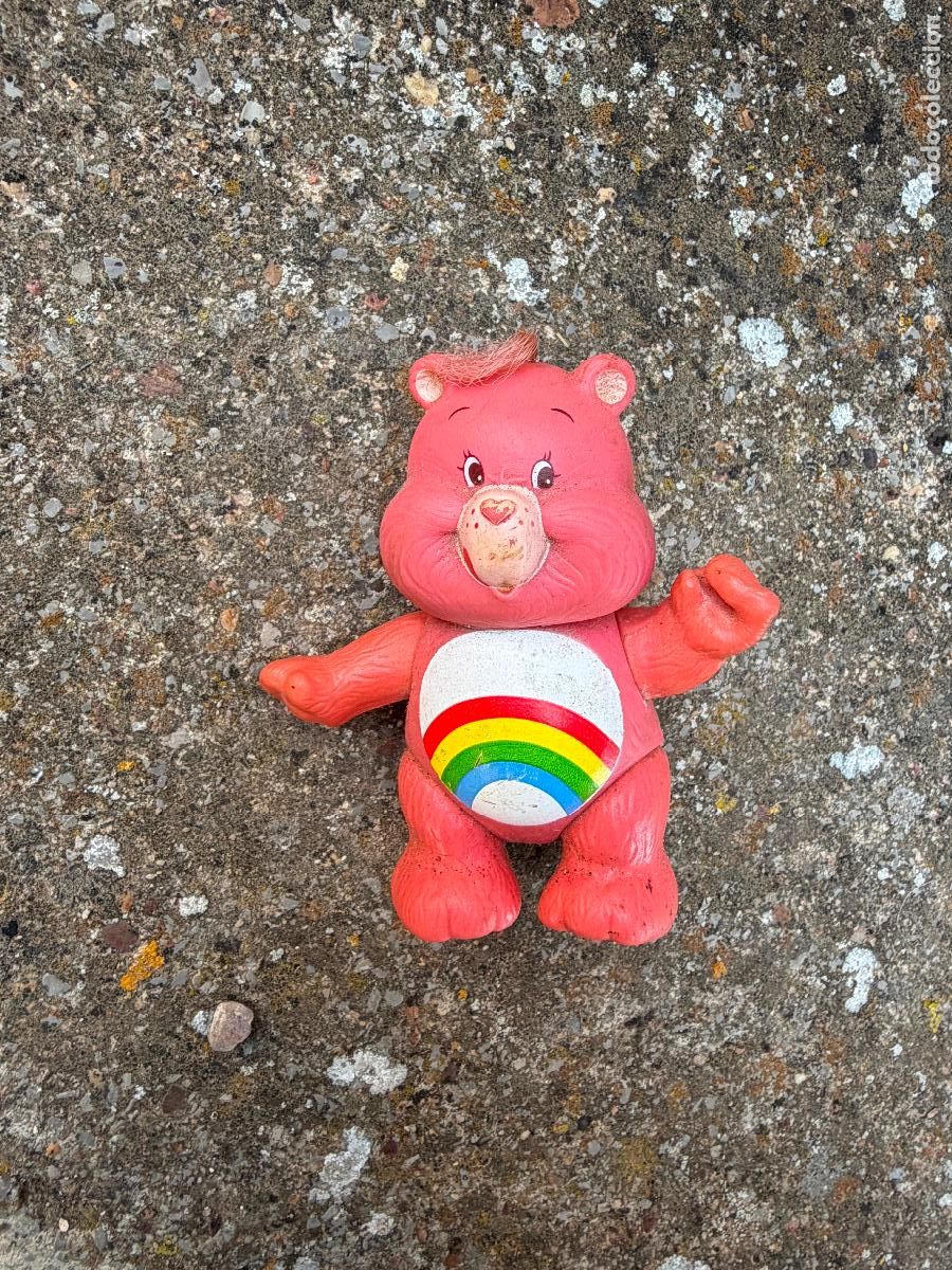 Figuras de goma y PVC: Oso amoroso arco&iacute;ris