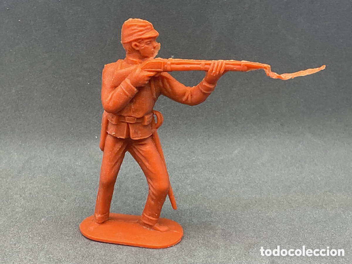 Figuras de goma y PVC: Antigua Figura del Oeste en Pl&aacute;stico. Serie Dos Banderas. Federales y Confederados. A&ntilde;os 70