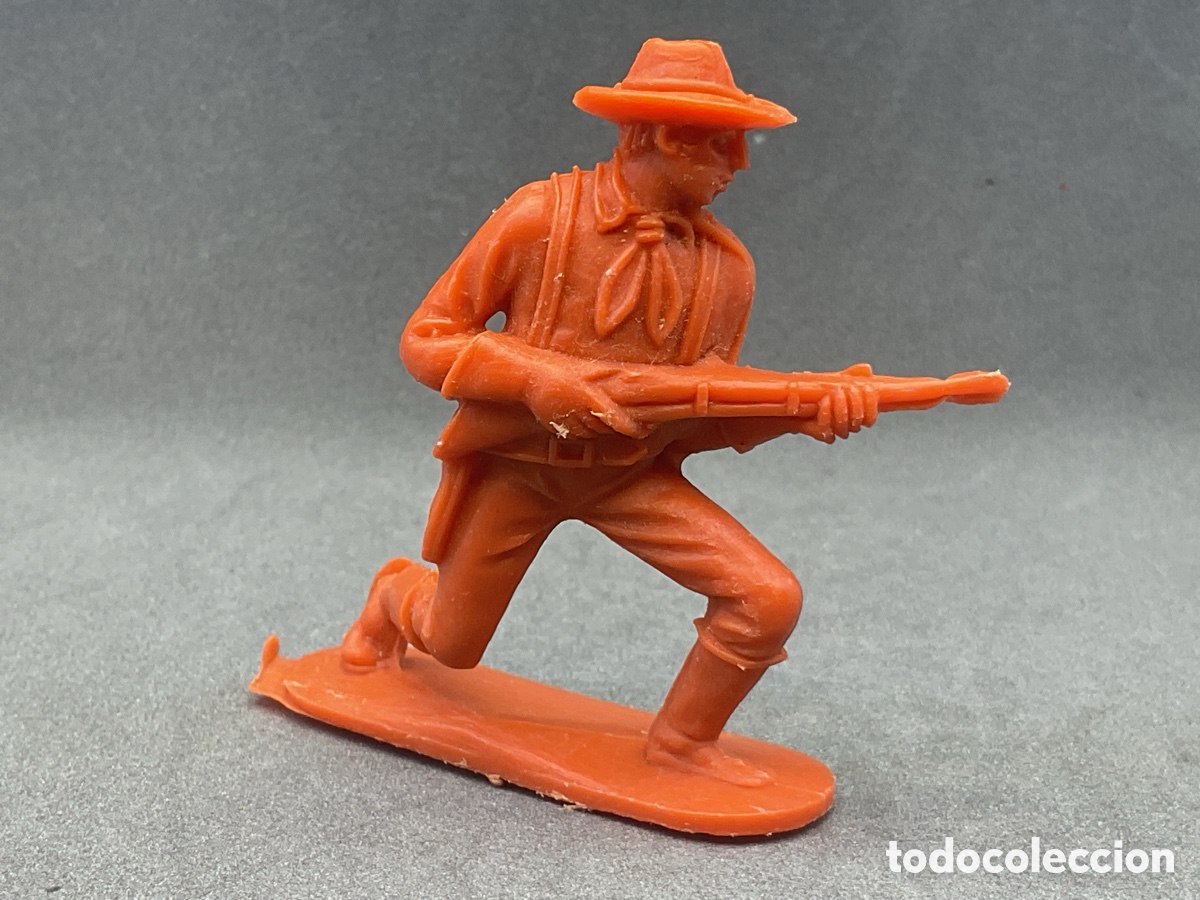 Figuras de goma y PVC: Antigua Figura del Oeste en Pl&aacute;stico. Serie Rin Tin Tin. Yankis en Pl&aacute;stico Monocolor. A&ntilde;os 70