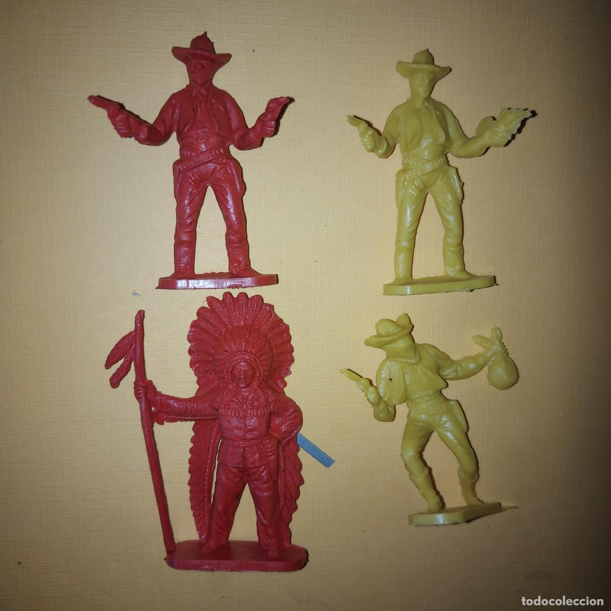 Figuras de goma y PVC: VAQUEROS Y JEFE INDIO, FIGURAS DEL OESTE