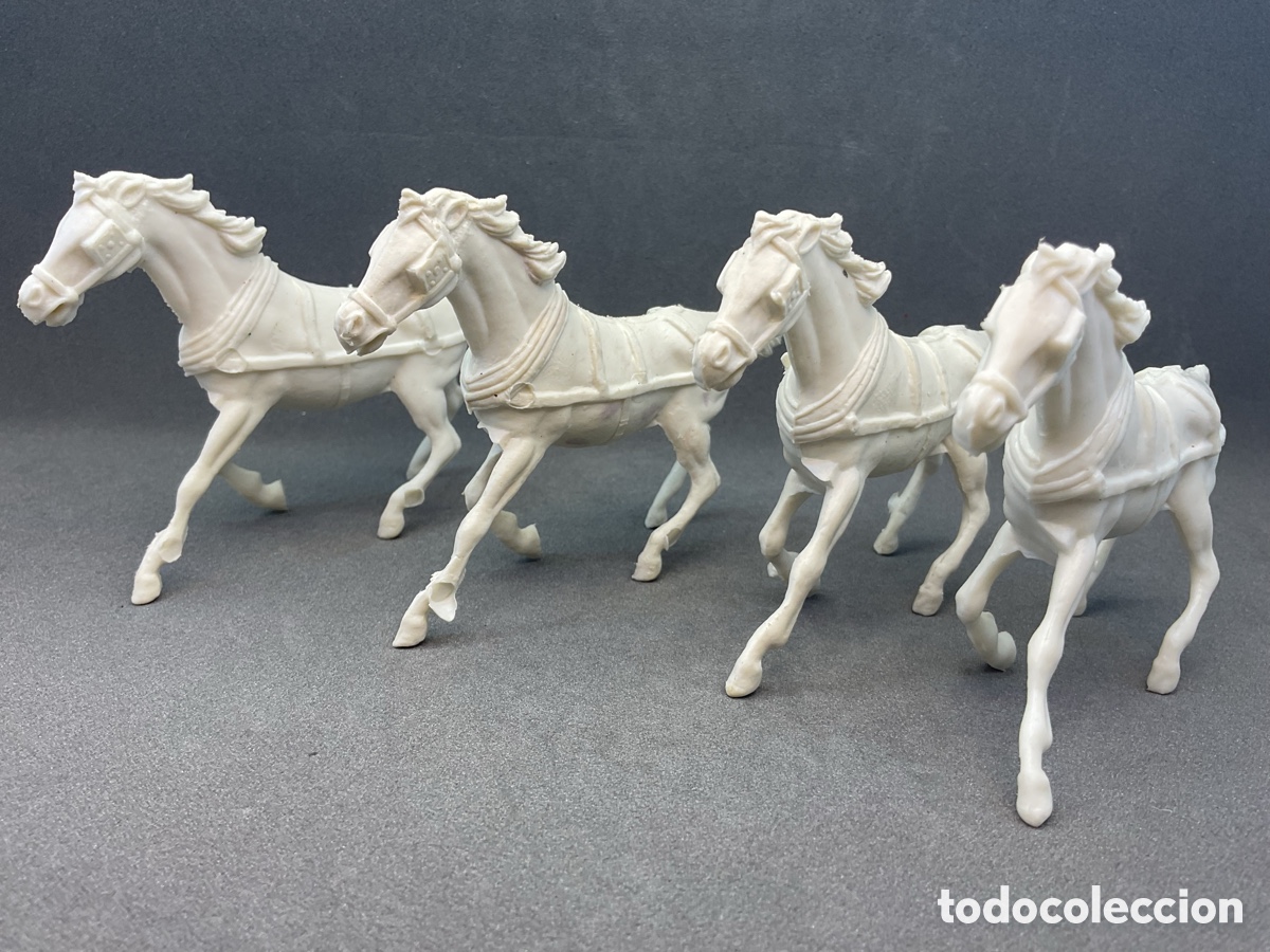 Gummi- und PVC-Figuren: Antiguas Figuras del Oeste en Pl&aacute;stico. Caballos de Tiro para Carretas y Caravanas