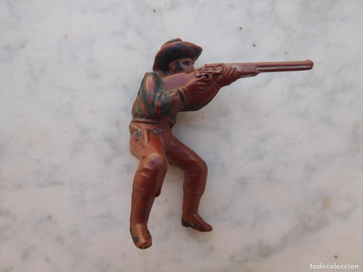 Figuras de goma y PVC: Figura de vaquero con escopeta Reamsa? Gomarsa? Jecsan?